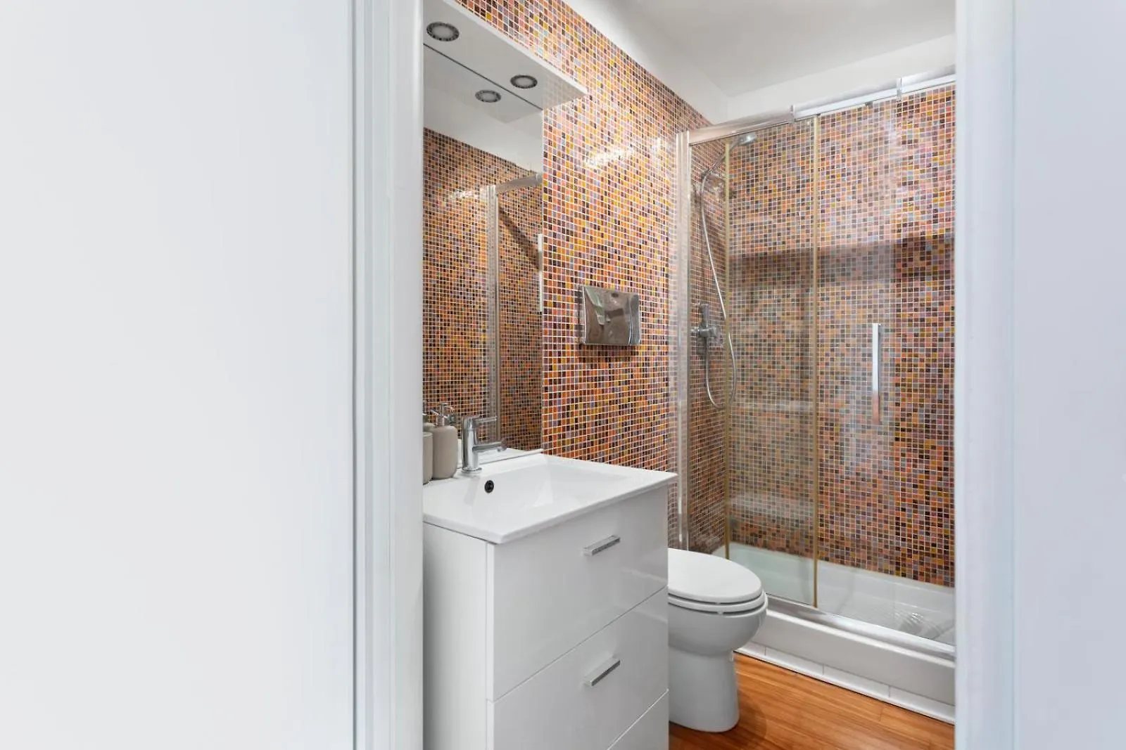 New! Lovely & Friendly In Milan Center A