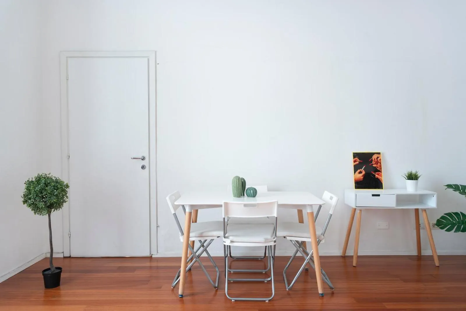 New! Lovely & Friendly In Milan Center A Italy